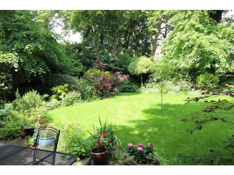 SFF 39, Gloucester Avenue