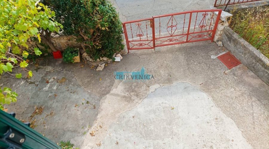 Novalja, samostojeća kuća u centru