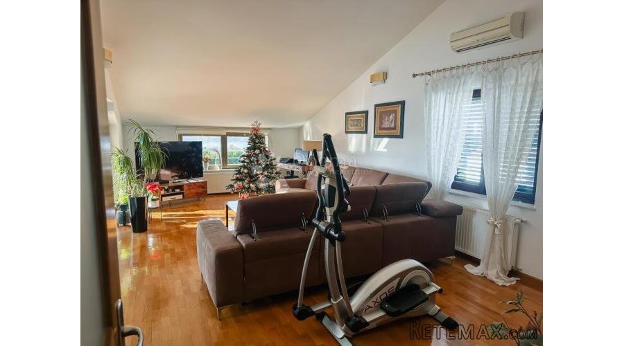 ŠIBENIK, Dvoetažni stan s panoramskim pogeldom i garažom, 25 - 3
