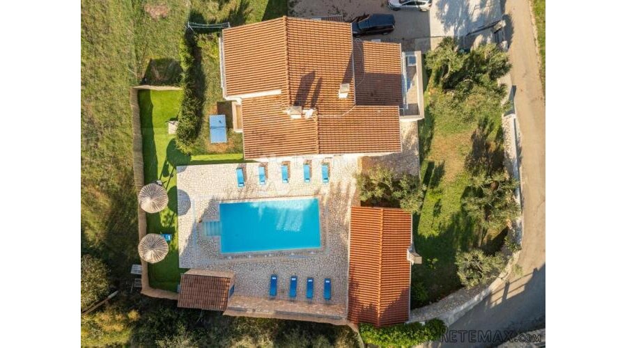 Predivna mediteranska vila s bazenom na otoku Pašmanu