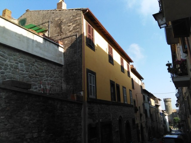 4 Bedrooms - Apartment - For Sale