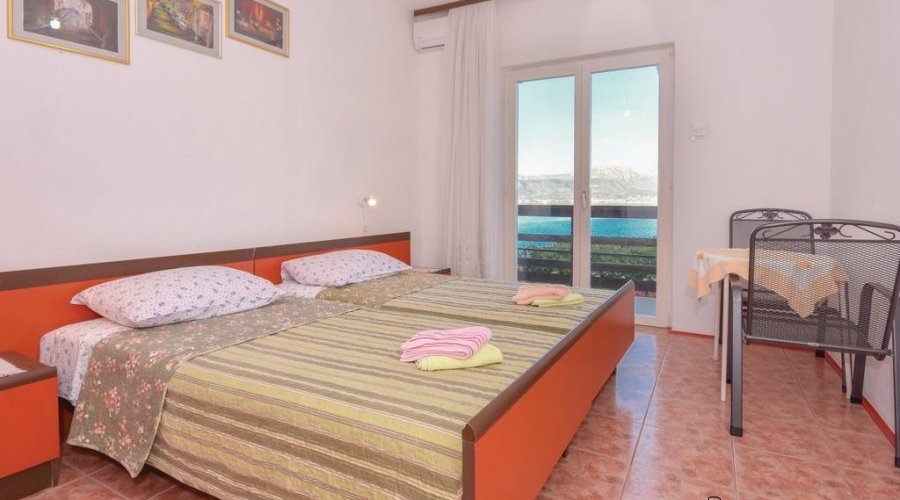 Private beach Seafront Villa on sale - 10