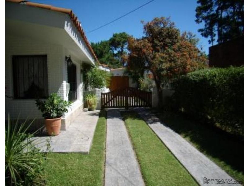 4 Bedroom House - For Rent - Mansa - 2