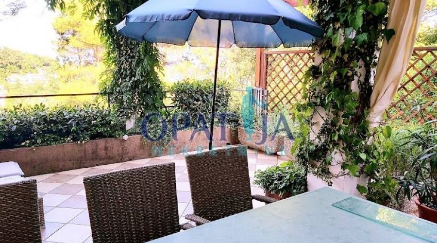 Mošćenička Draga -prekrasan 2s+db + kućica za odmor