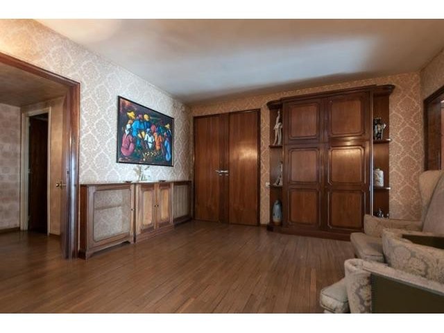 5 bedroom Flat For Sale: BARCELONA.. - 2