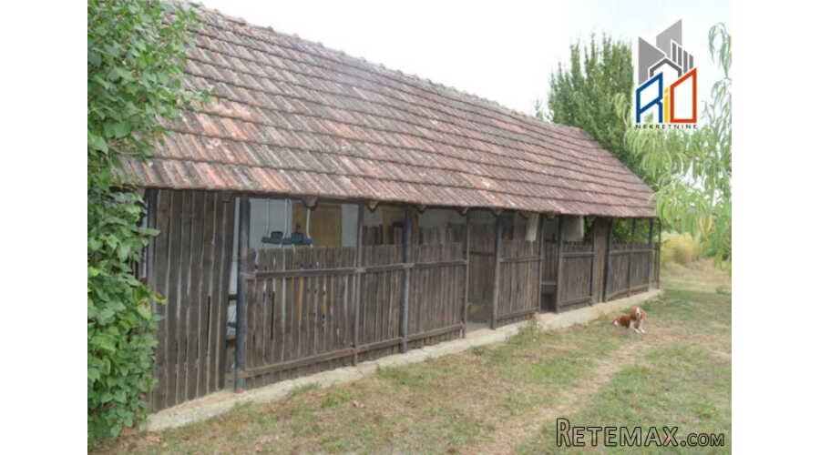 Useljiva kuća u mirnom kraju Lajkovca - 9