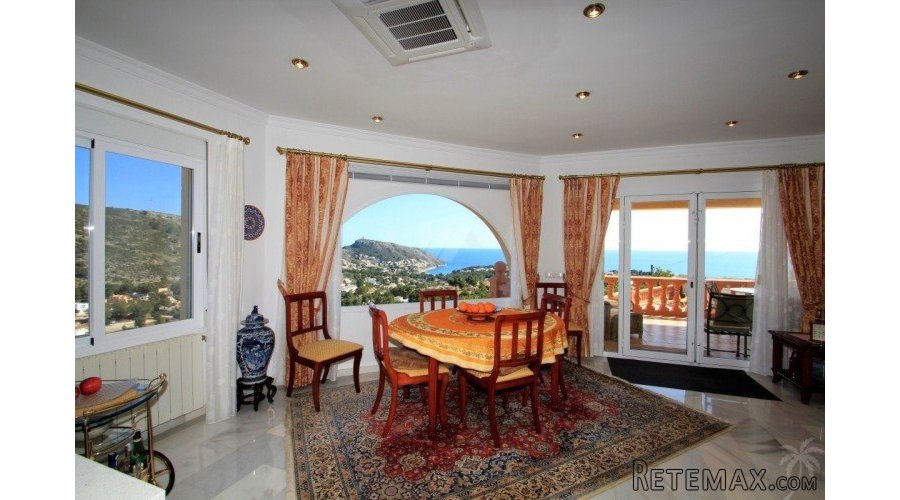 This superb sea view villa is distributed over two levels.. - 6