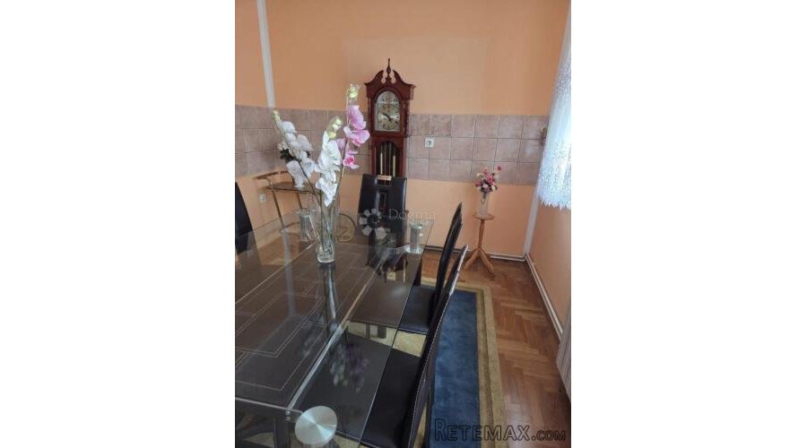 Kuća Vukovar-Mitnica, 2 stana, top lokacija - 3
