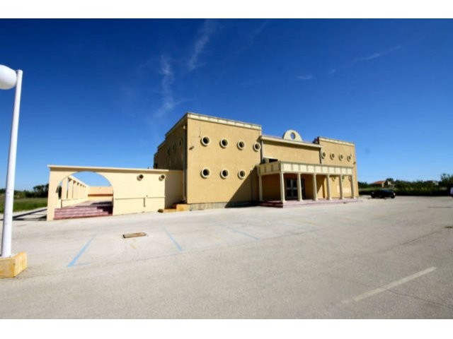 Commercial Property For Sale: Privlaka.. - 2