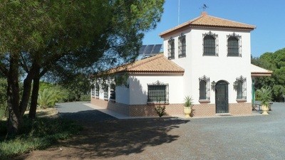 Finca Farm - This is a substantial..