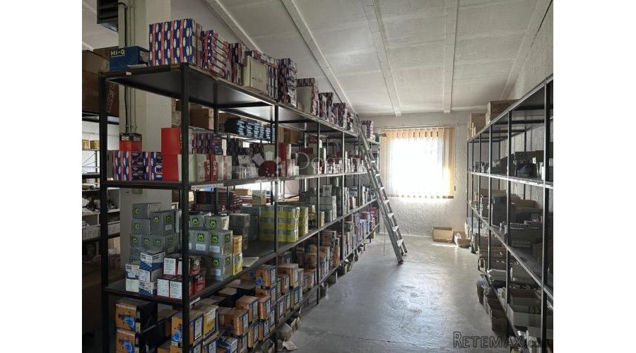 Matulji-poslovni prostor 400m2 sa 680 m2okućnice - 12