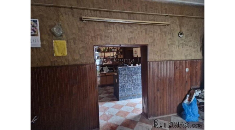 ZMAJEVAC - U SAMOM CENTRU POSLOVNO STAMBENA ZGRADA - 3