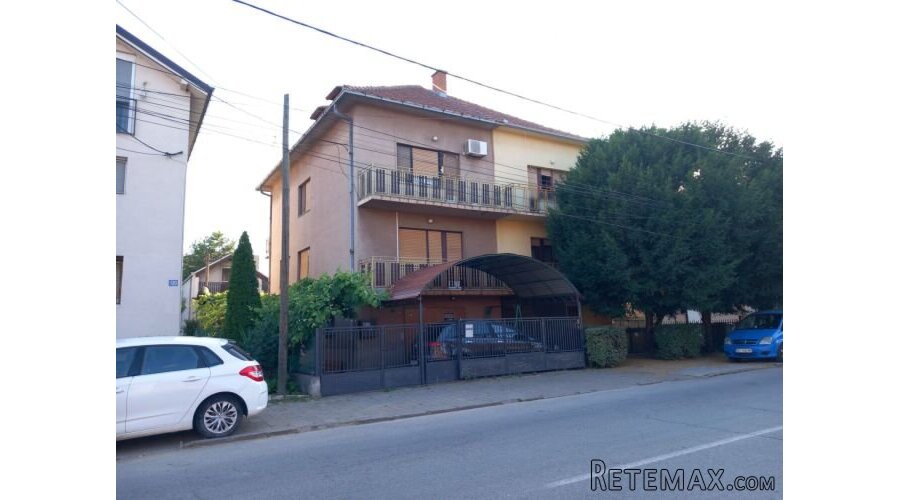 Prodajem kucu u Batajnici