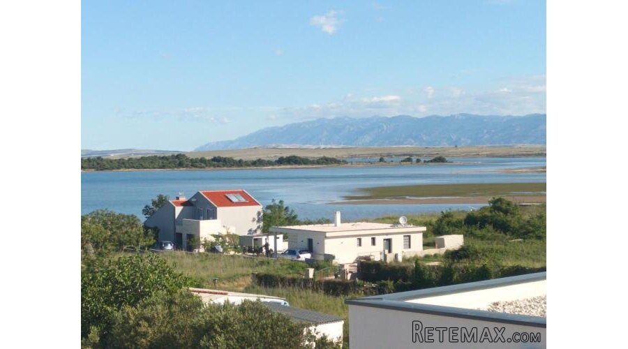 Dvoetažni apartman s bazenom -150m od mora - 2