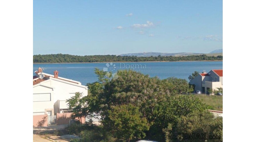 Dvoetažni apartman s bazenom -150m od mora - 3
