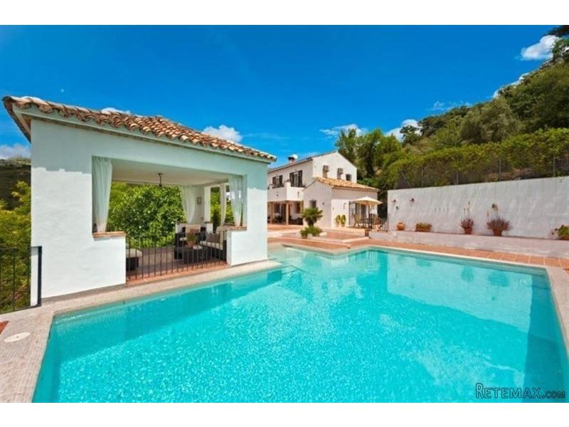 5 bedroom Villa - 2