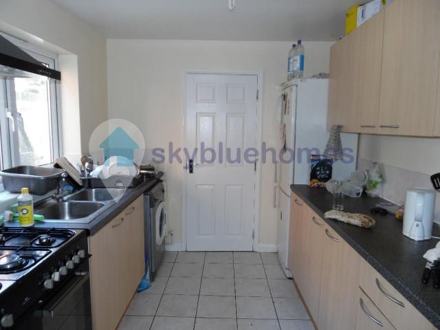 House - STUDENT LET 2015/2016 SPACIOUS..
