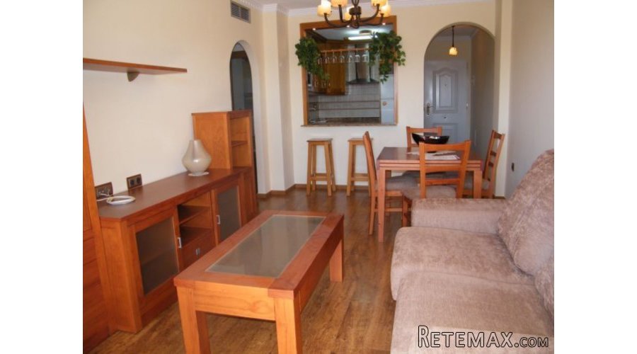 This attractive ground floor apartment is located in the.. - 3