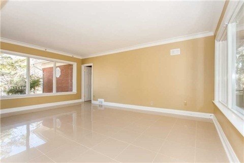 $1,800 W3195989 2462 Camilla Road..