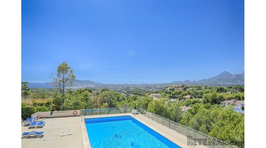 Large apartment of 165m2 located in a quiet area of Altea.. - 3