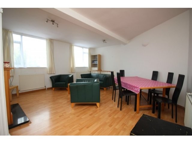 ba1 3eg 3 bedroom house in weston bath - 2