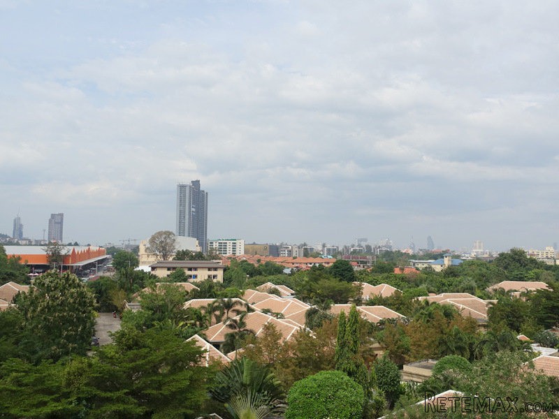 Brand new 1 bedroom Resort Condo with..