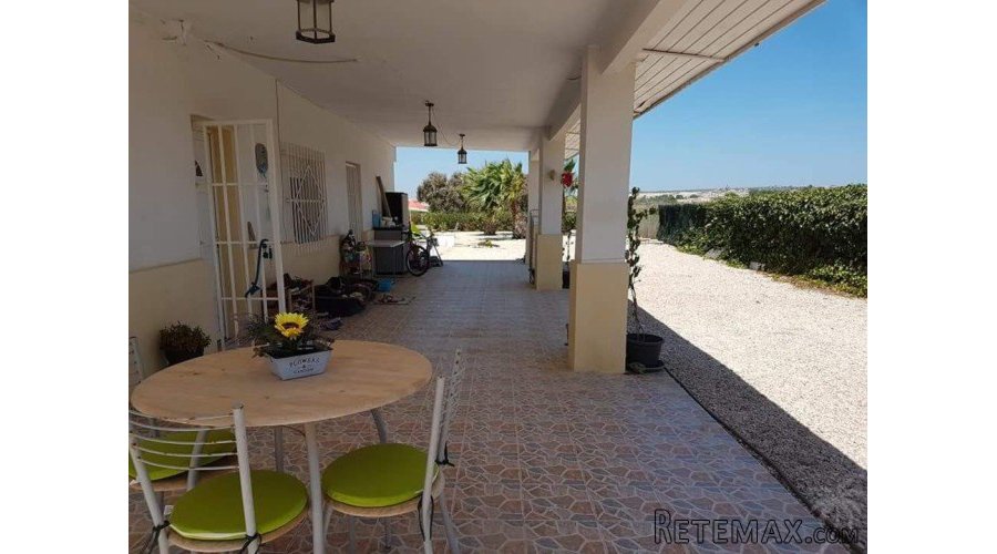 This newly renovated finca on a plot of 2000m we find in La.. - 2