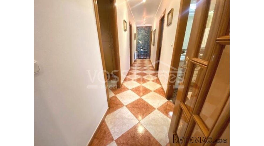 A large 2 storey, 4 bed, 3 bath with Double garageand.. - 13