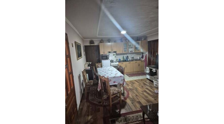 Prodajem kucu u Starim Banovcima - 15