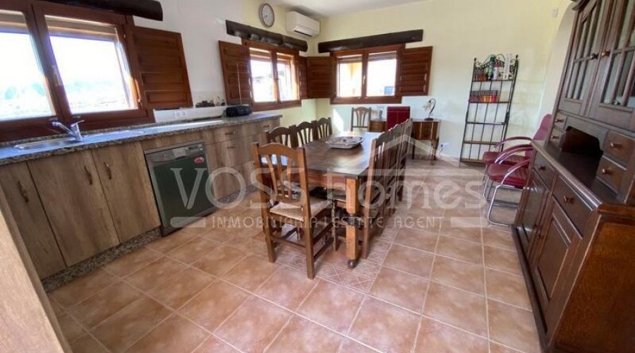 NEW TO VOSS HOMES - A beautifully designed, quality.. - 16