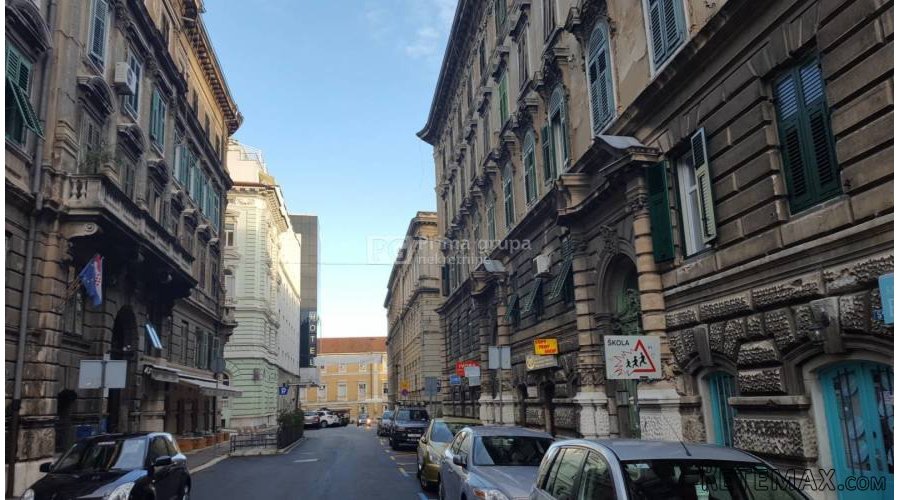 Rijeka, Centar, ured, 60m2