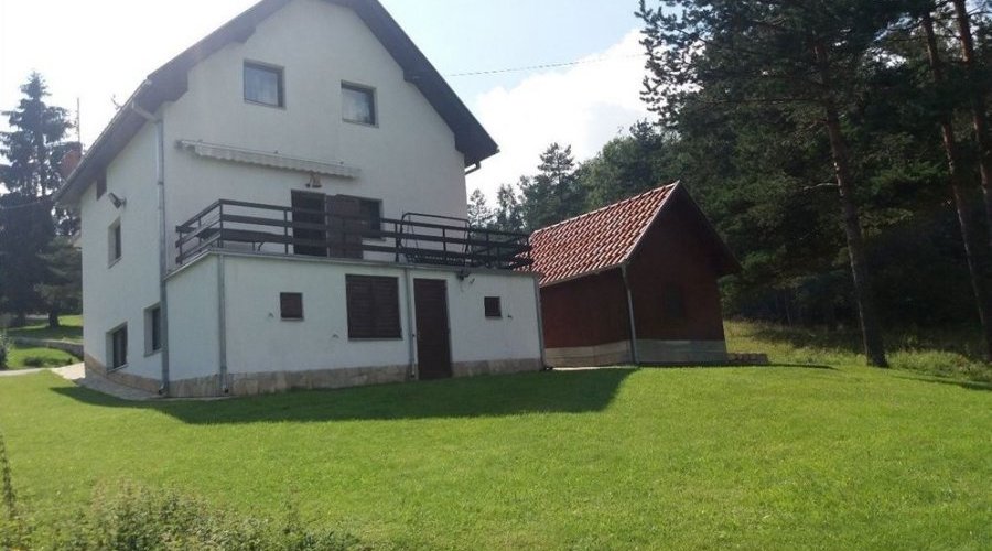 Prodajem kucu na Divcibarama - 2