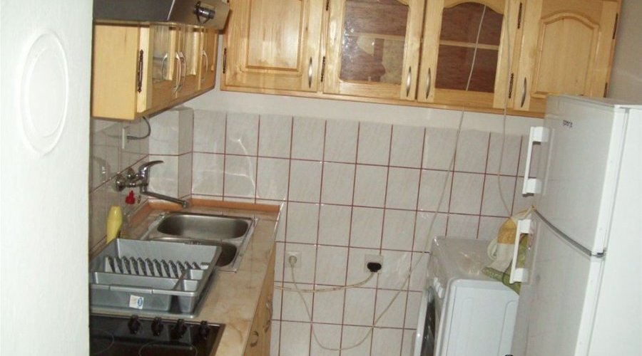 Prodajem kucu na Divcibarama - 5
