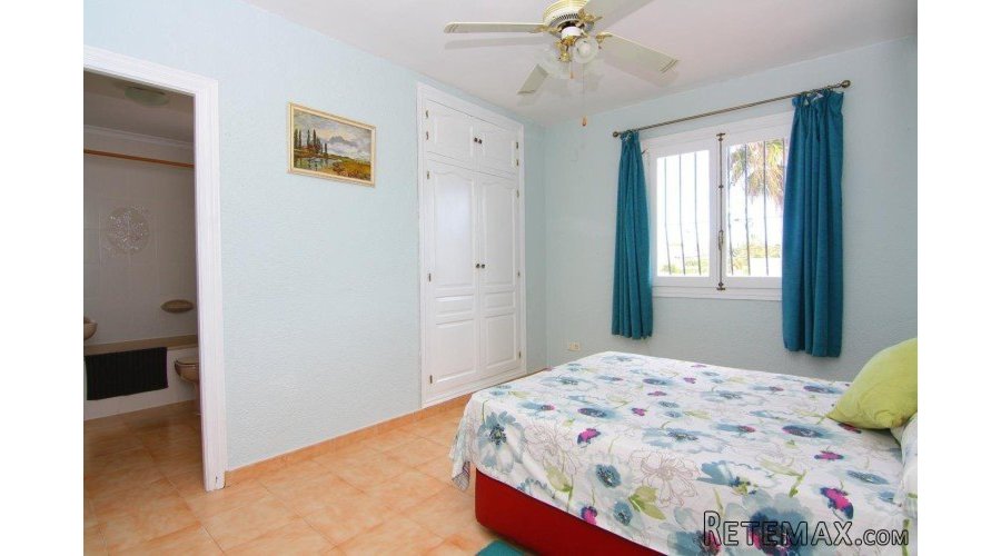 This super villa for sale in Javea is located within.. - 8