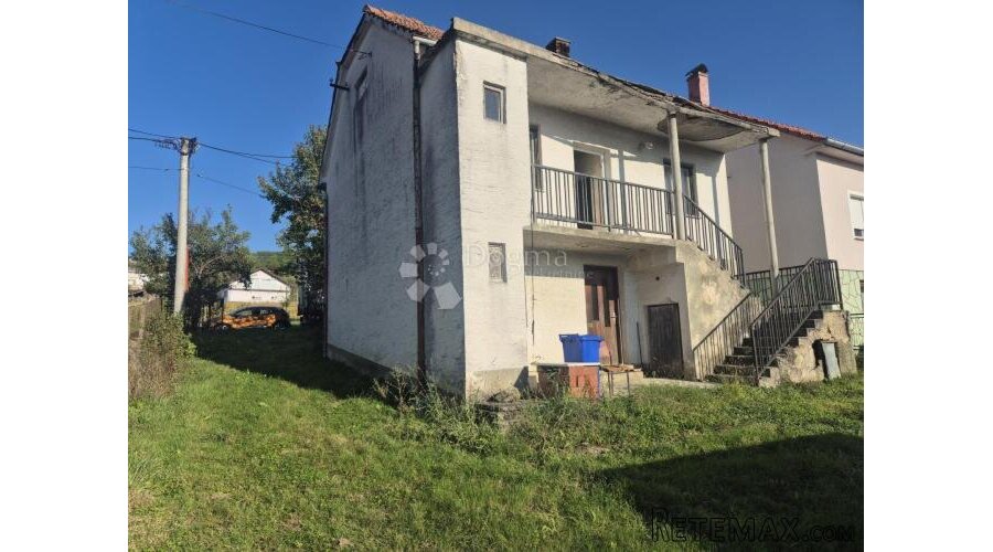 Kuća za adaptaciju na odličnoj lokaciji nadomak Krapine! - 2