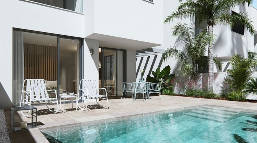 Luxury villa on the beach of Las Higuericas in Torre de la..