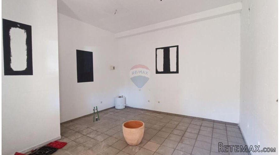 Istra, Marčana - poslovni prostor u centru za najam