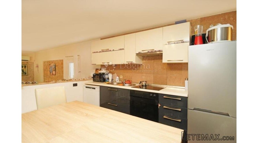 Stan centar Poreč 120 m² - 3