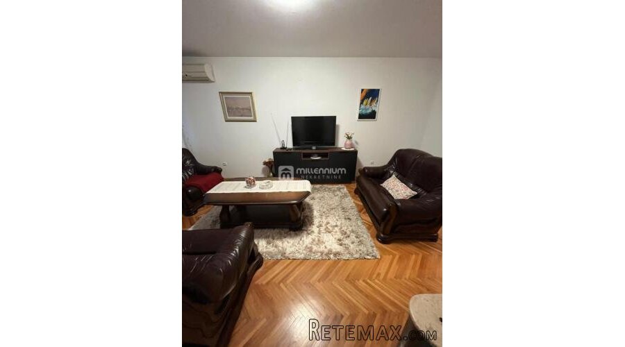 Rijeka, Donji Zamet, 66.20m2, 2s+db, lođa, pogled na more - 2