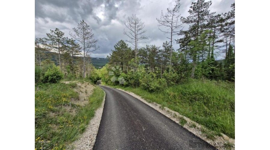 Građevinsko zemljište na prekrasnoj lokaciji - 3
