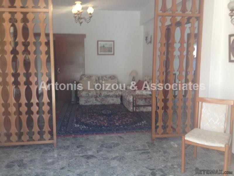 3 Bedroom Ground Floor House in.. - 2