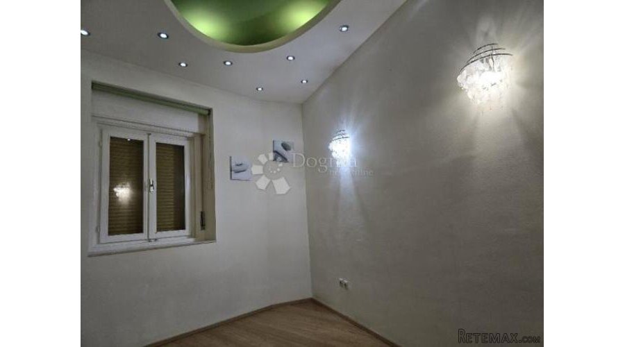 Centar,odličan PP za ured,agenciju ili salon