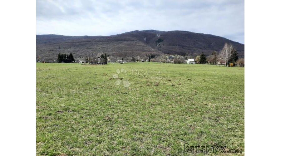 PRODAJE SE GRAĐEVINSKO ZEMLJIŠTE KORENICA - 2