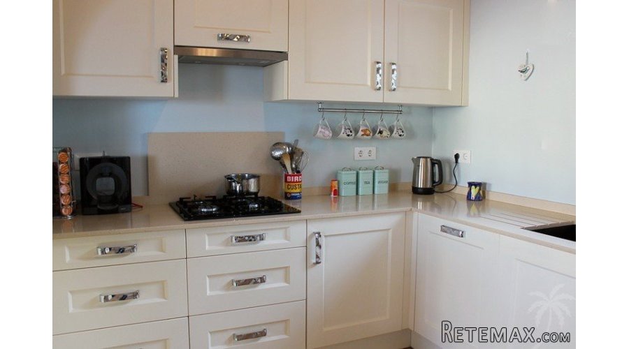 This impressive one level 2 bedroom, 2 bathroom villa is.. - 8