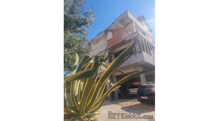 BRODARICA - stan u izgradnji 40 metara do mora - 3