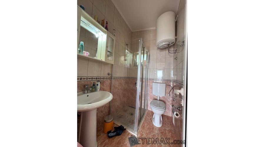 PORODIČNA KUĆA, DOBRA VODA, 280.000€ - 11