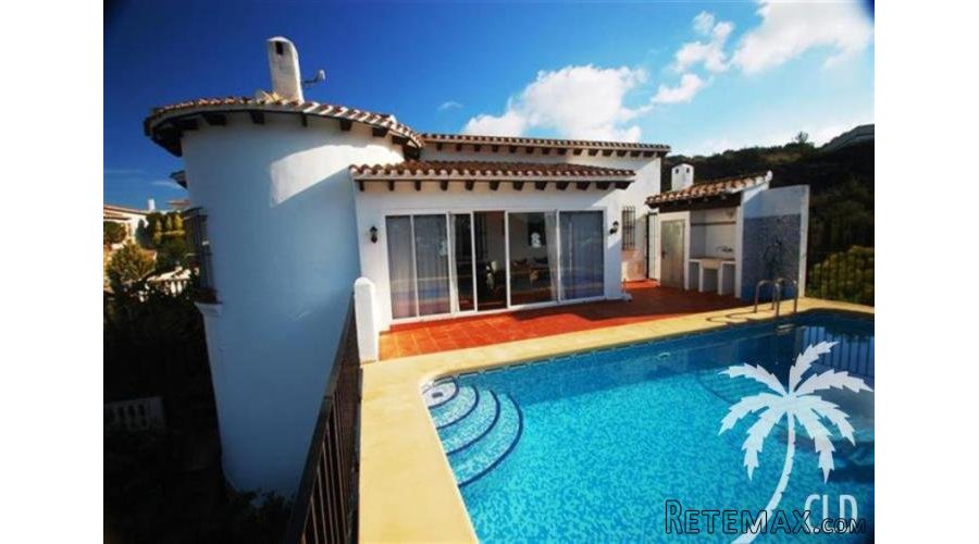 This detached villa in Monte Pego was built in 2000 on 2.. - 2