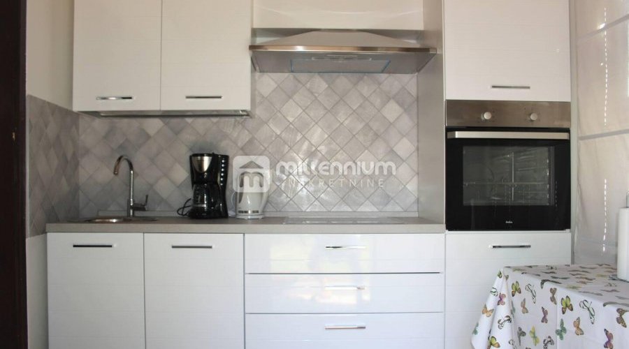 Otok Krk, Krk, 78.23m2, troetažni apartman s okućnicom i b.. - 5