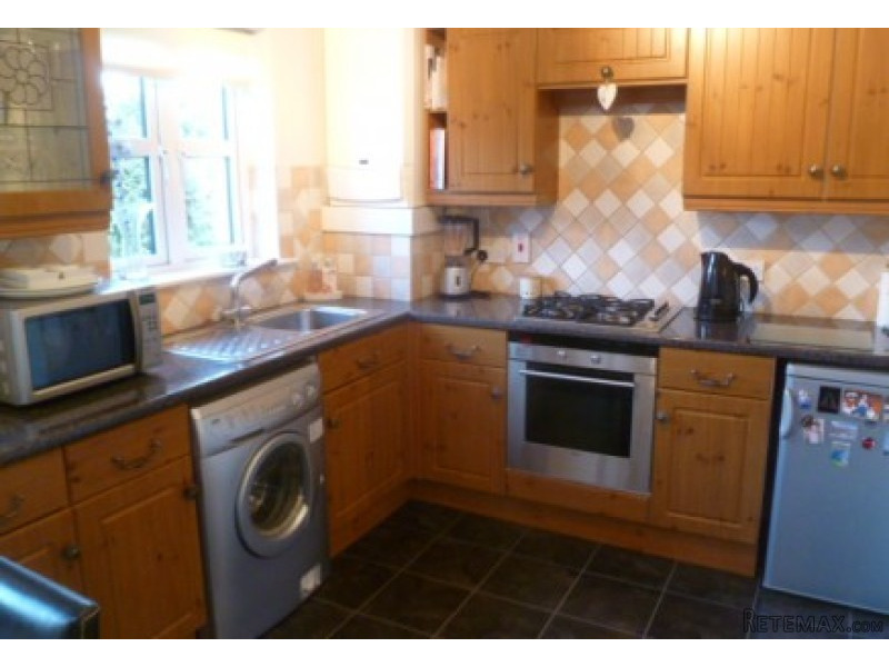 91 Lakeside Road, Governors Hill.. - 2
