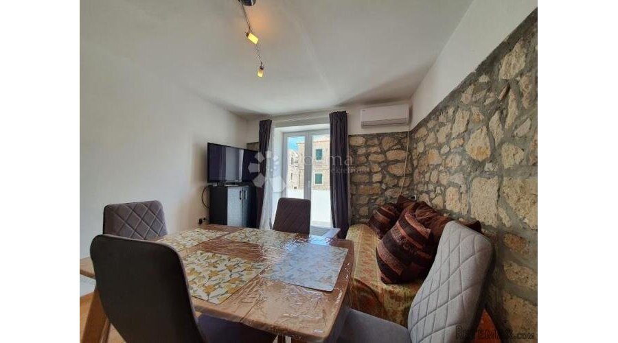 Kuća sa 3 apartmana - 40m od mora! - 3